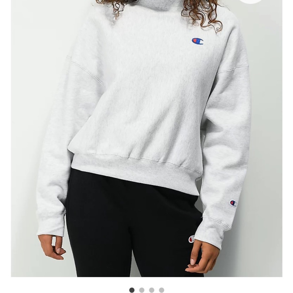 Gray champion crop mock neck sweatshirt size Small.